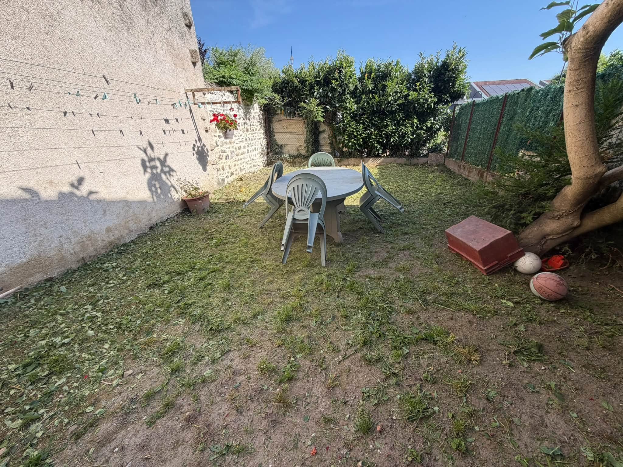 Le même jardin entretenu par RA.PAYSAGE